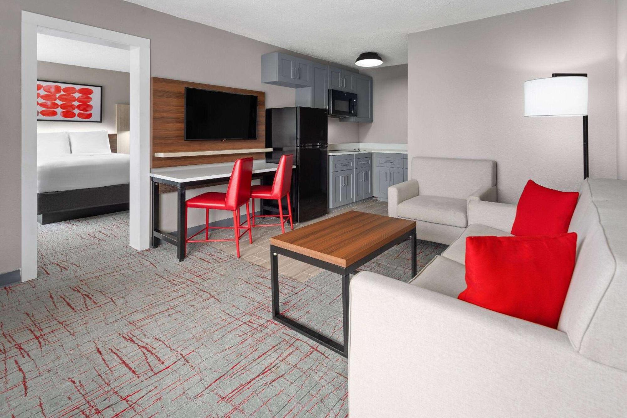 Hawthorn Extended Stay By Wyndham Columbia-Ft Jackson Екстер'єр фото