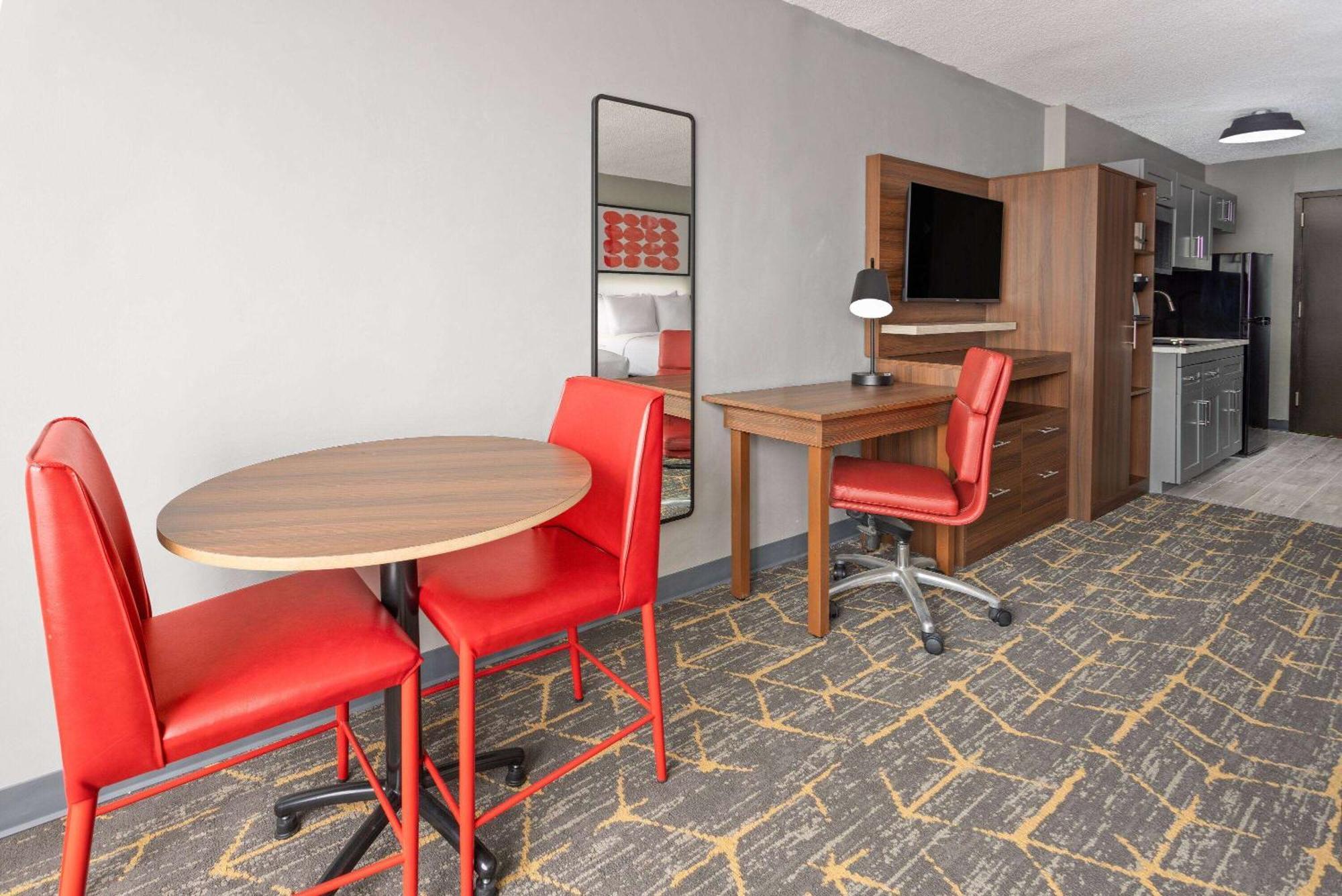 Hawthorn Extended Stay By Wyndham Columbia-Ft Jackson Екстер'єр фото