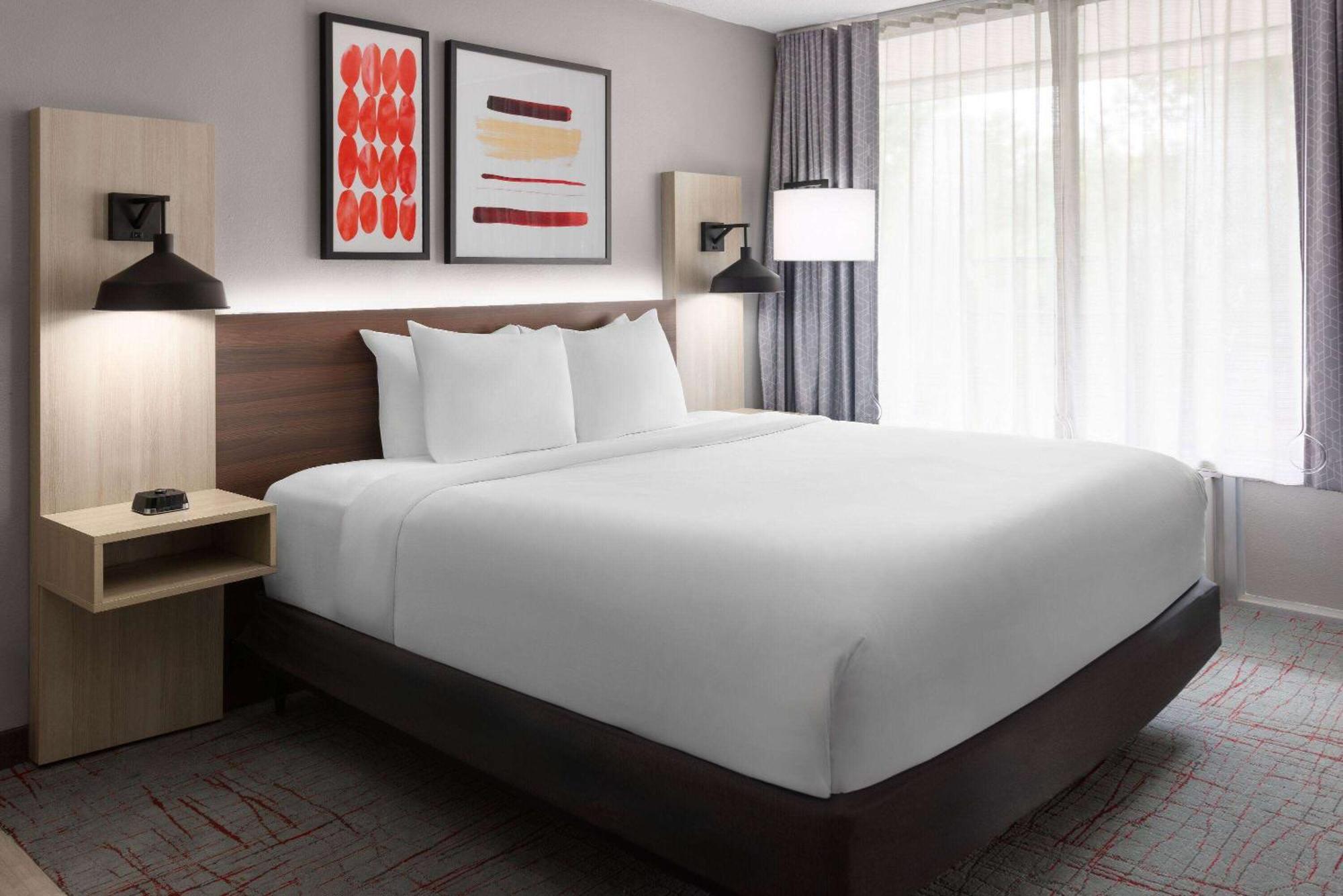 Hawthorn Extended Stay By Wyndham Columbia-Ft Jackson Екстер'єр фото